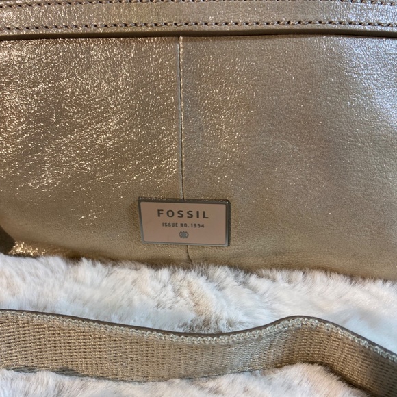 Fossil Gold Crossbody Bag - Picture 2 of 8